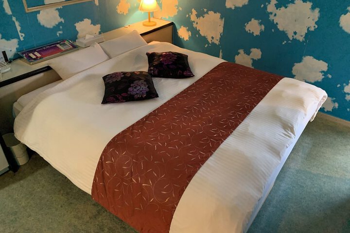 Room 4 of 21