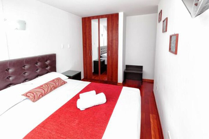 Room 9 of 29