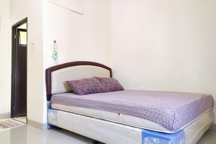 OYO 91256 Dely Homestay Syariah