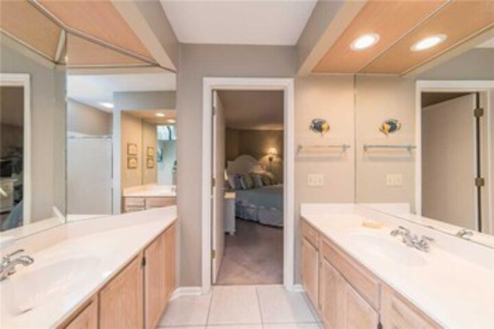 Room 5 of 31