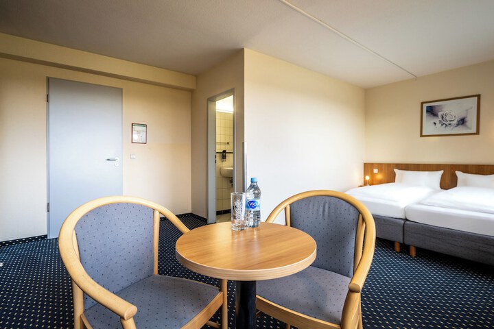 Room 21 of 58