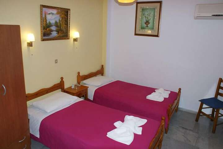 Room 7 of 23