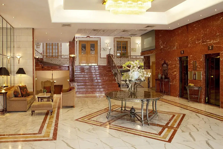 CITY CENTER HOTEL