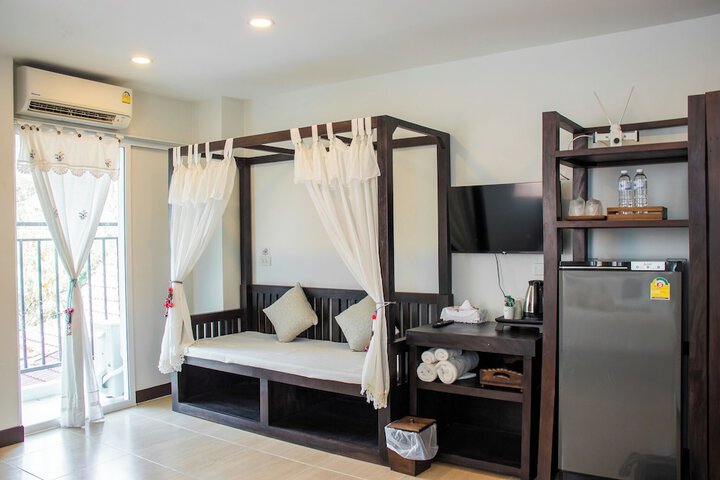 Room 7 of 38