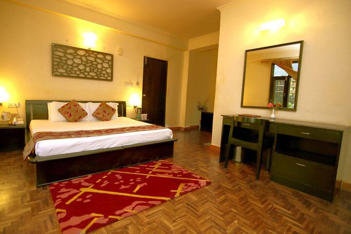 Room 8 of 49