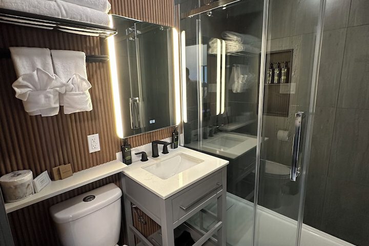 Room 19 of 34