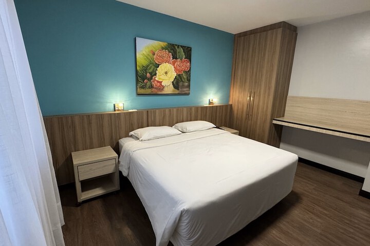 Room 42 of 88