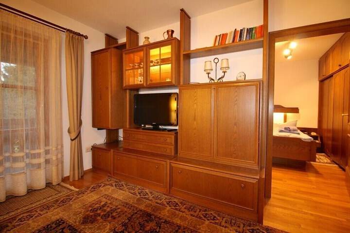 Room 13 of 25
