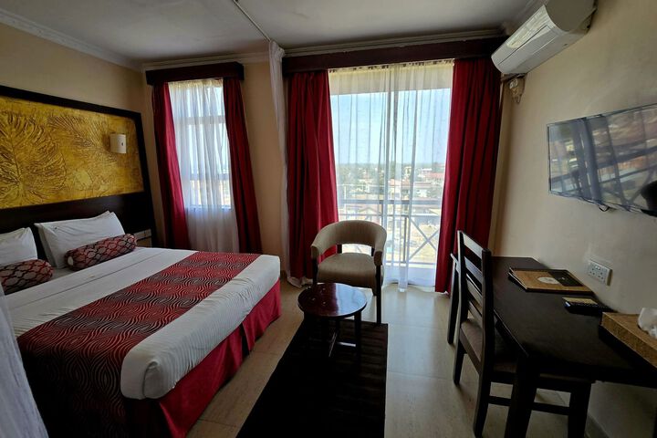 Room 19 of 34