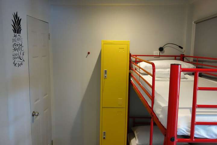 Room 7 of 35