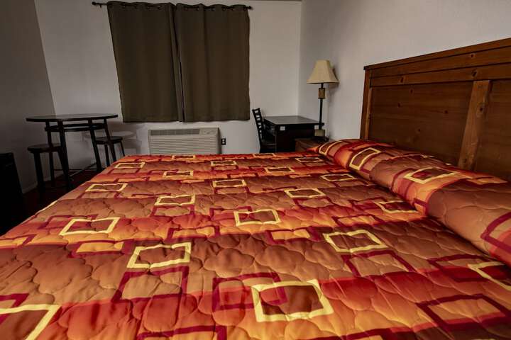 Room 12 of 154