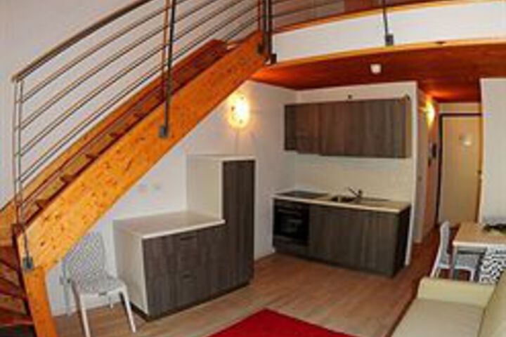 Room 25 of 27