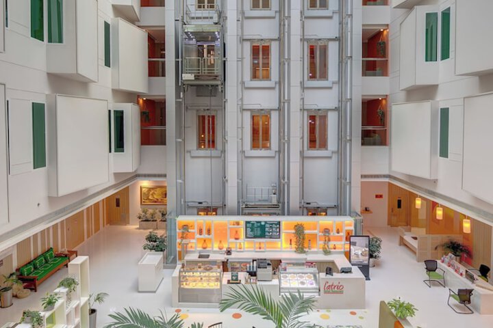 Hotel 52 of 52