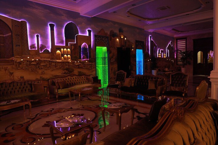 Hotel Interior 6 of 49