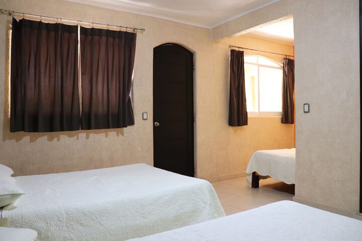Room 8 of 17