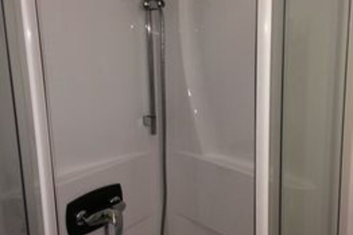 Room 16 of 112