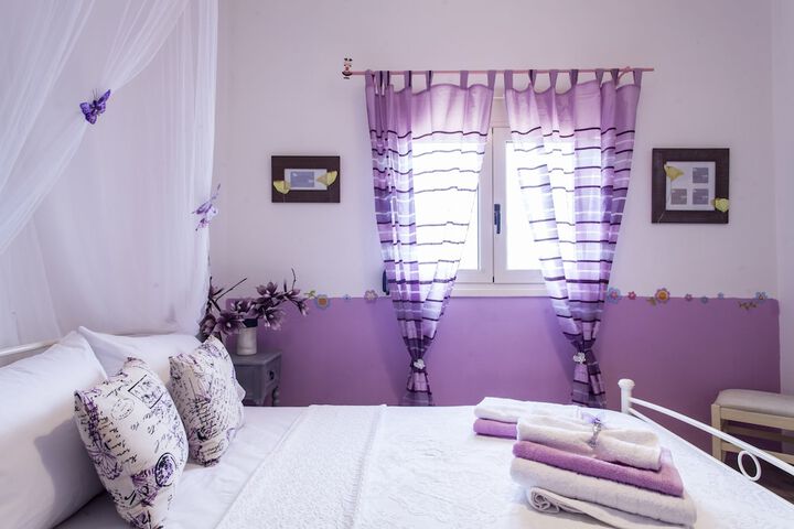 Room 12 of 68