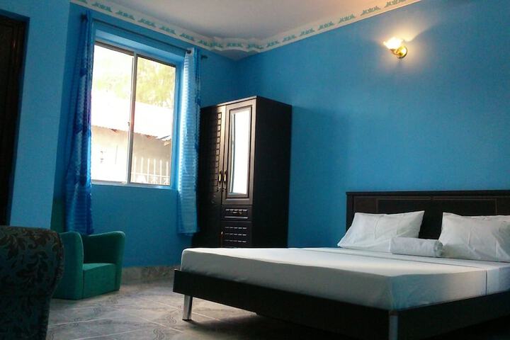 Room 6 of 20