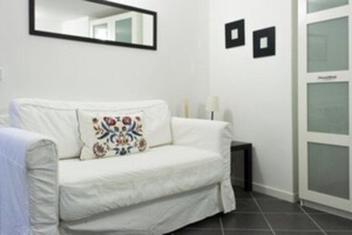 Room 9 of 22