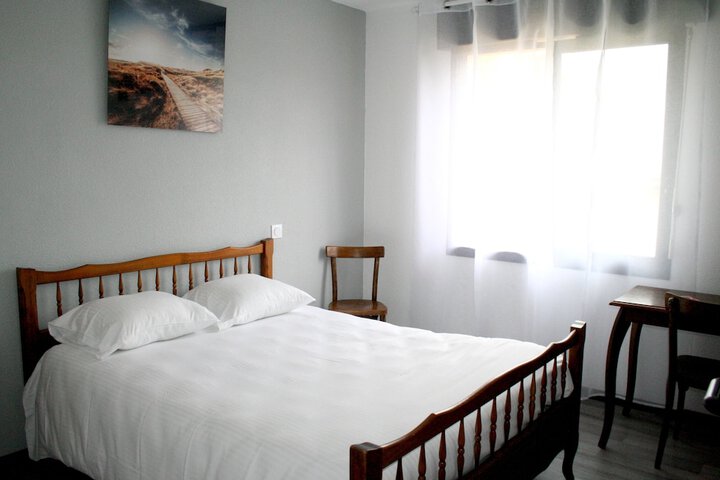 Room 5 of 25