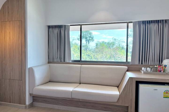 Room 49 of 183
