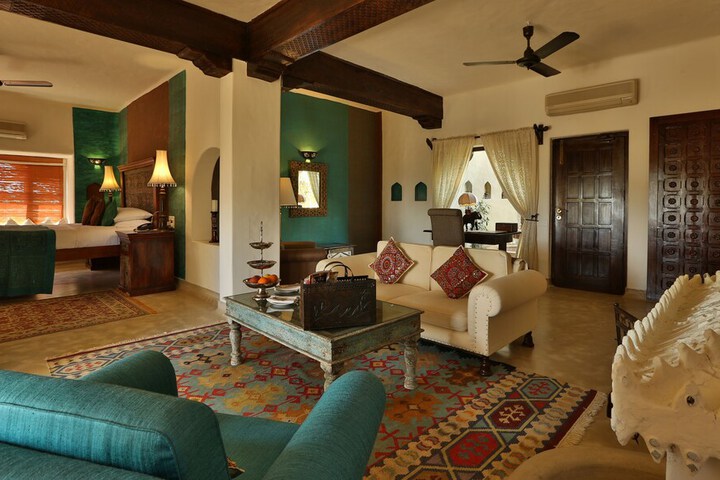 Room 15 of 65