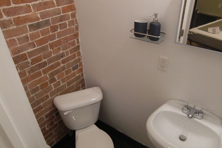 Room 65 of 69