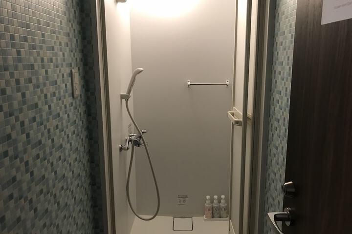 Room 28 of 54
