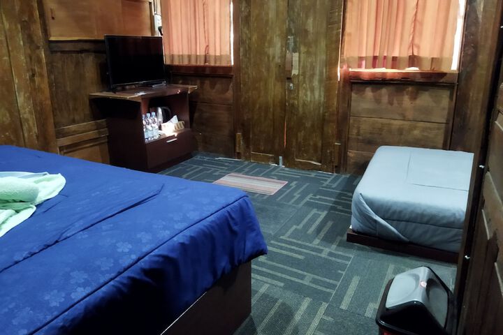Room 24 of 59