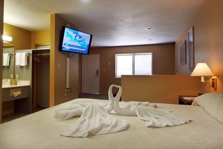 Room 9 of 23