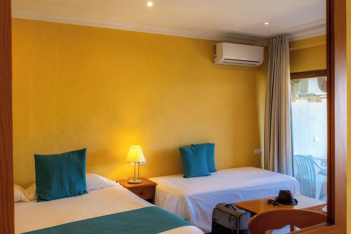 Room 29 of 132
