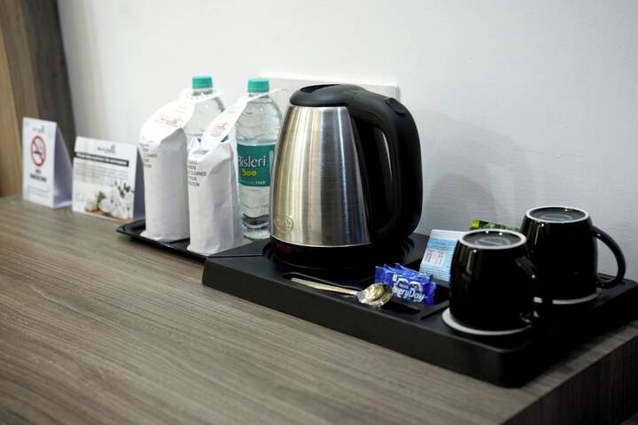 Breakfast/Coffee Service 7 of 26