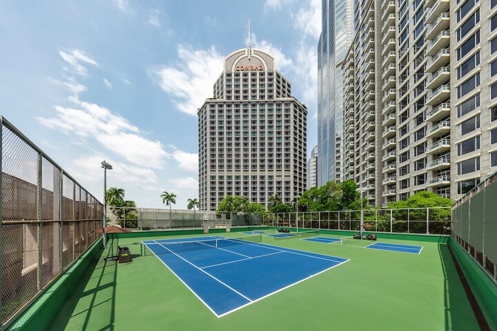 Tennis court