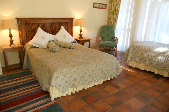 Room 4 of 61