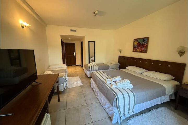 Room 3 of 46
