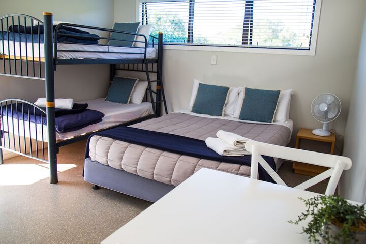 Room 9 of 65