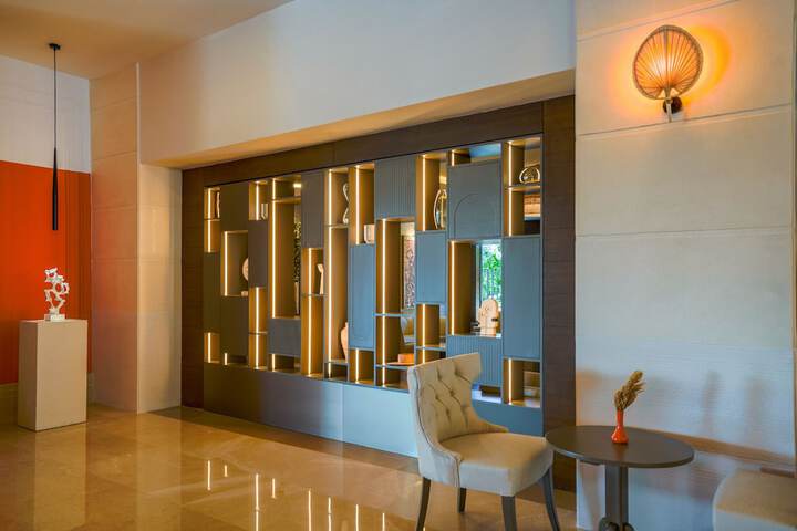 Hotel Interior 2 of 139