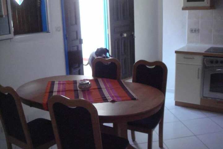 Room 9 of 40