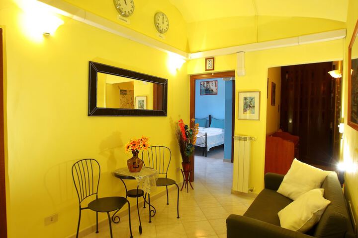 Room 21 of 27