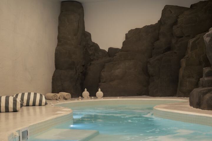 Spa 43 of 70