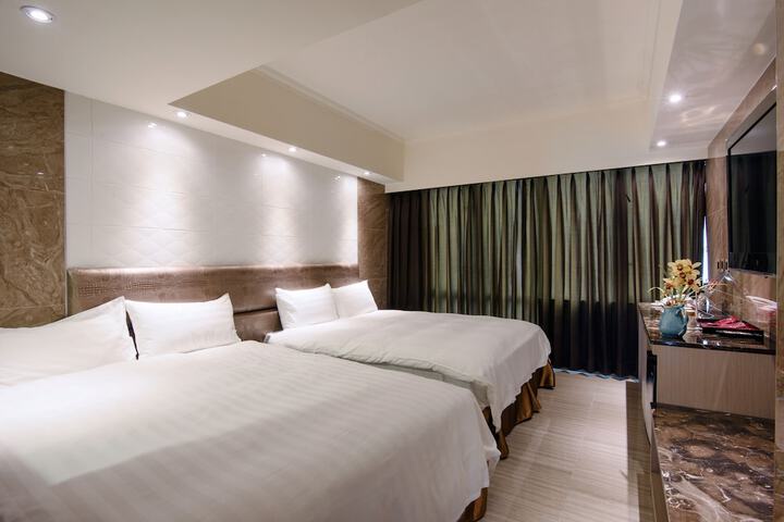 Room 10 of 39