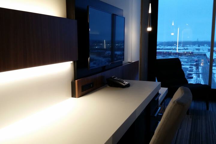 Double Superior King Bed (2 of 8)