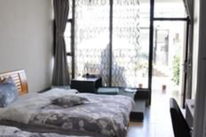 Room 53 of 76