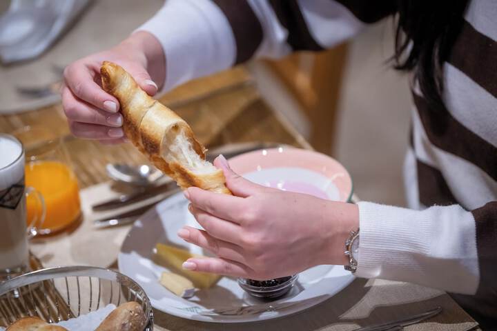 Dining 59 of 66