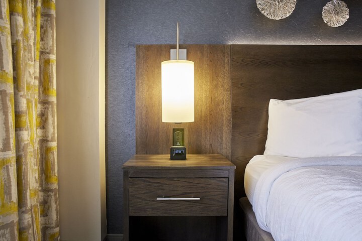 Room 9 of 44