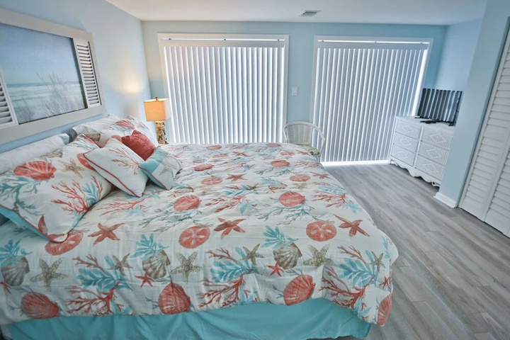 Room 5 of 20