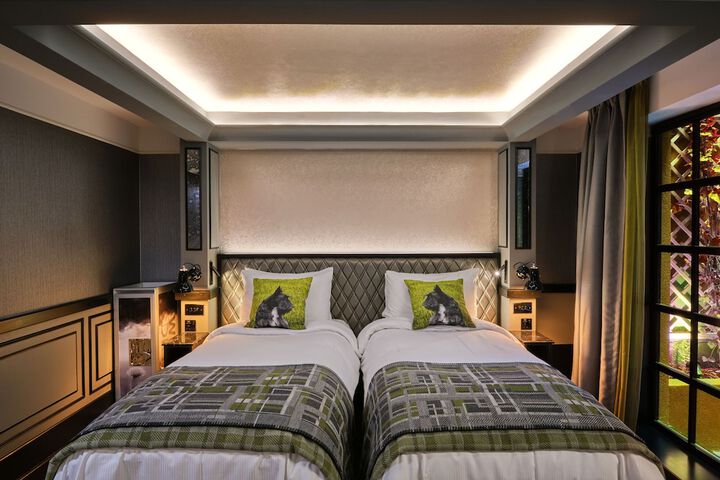 Room 15 of 58