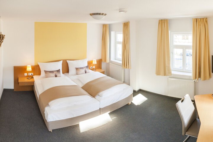 Room 5 of 23