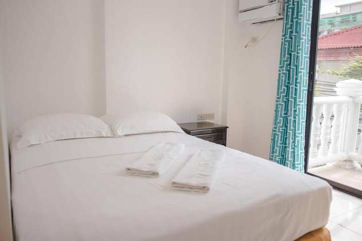 Room 21 of 29
