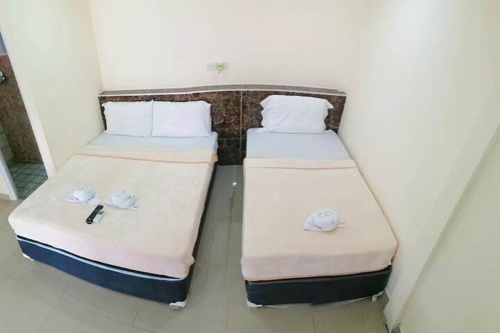 Room 14 of 97